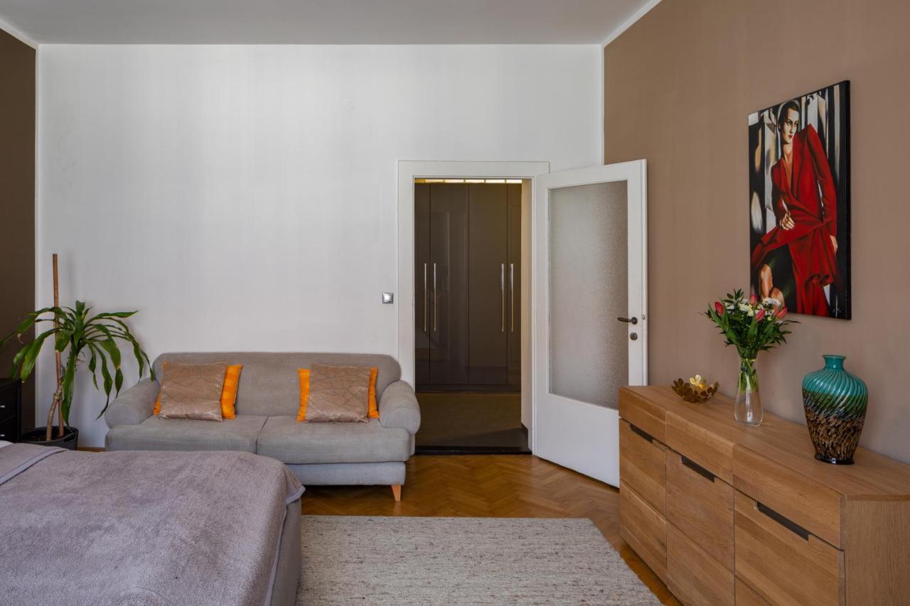 Deluxe Apartment In Old Town By Prague Days エクステリア 写真